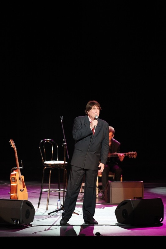 Bernard Sauvat Au Casino Du Liban